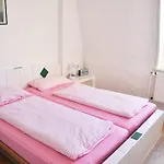 Appartementhaus Seestern בורקום