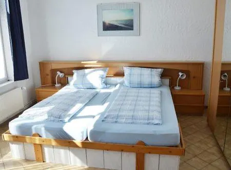 Appartementhaus Seestern * بوركم