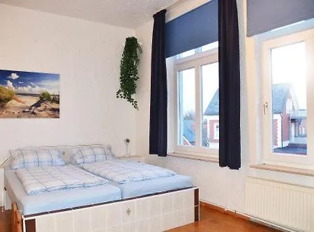 Appartementhaus Seestern * بوركم